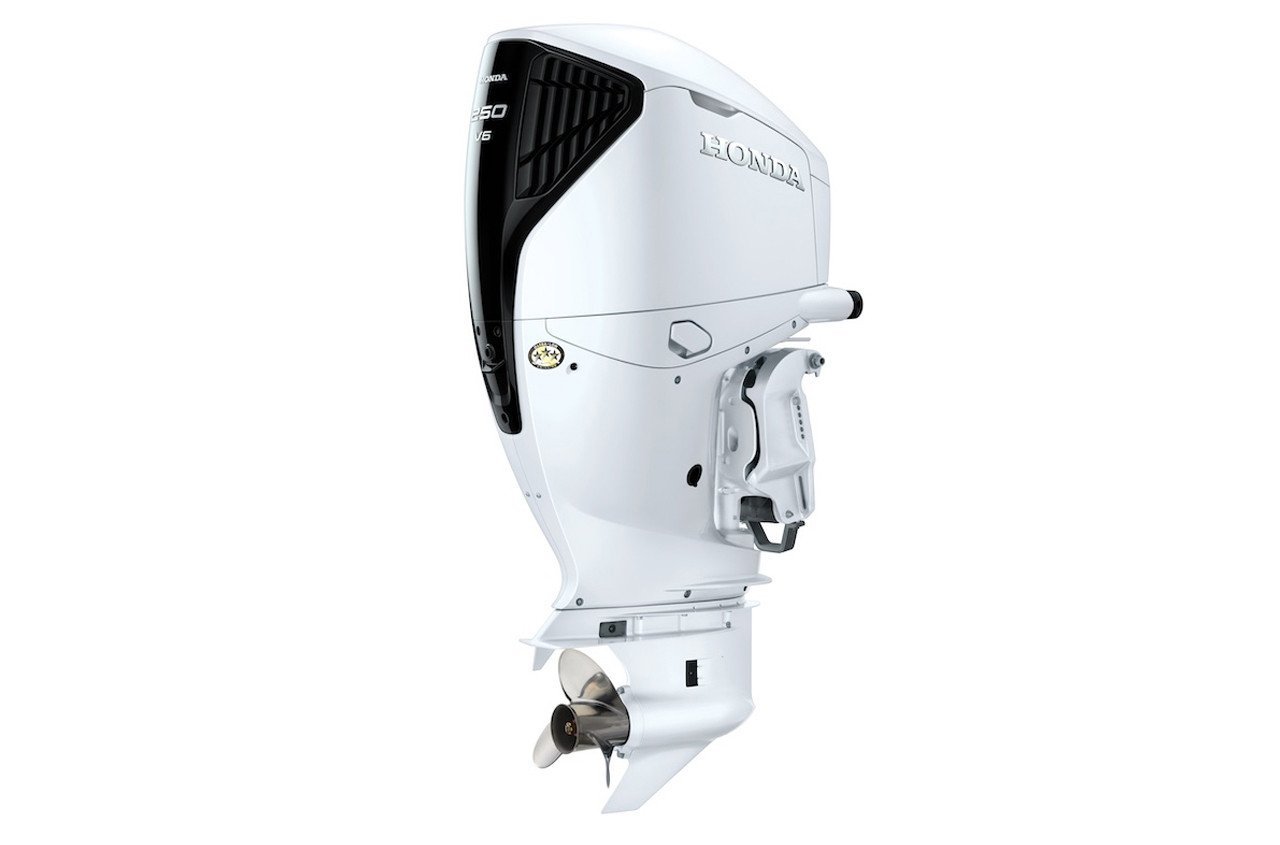 Honda BF250DK1UCDA 250HP - iST 30" Shaft Counter Rotation in White 1 Honda BF250DK1UCDA 250HP - iST 30" Shaft Counter Rotation in White